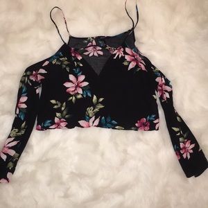Long sleeve shoulderless blouse